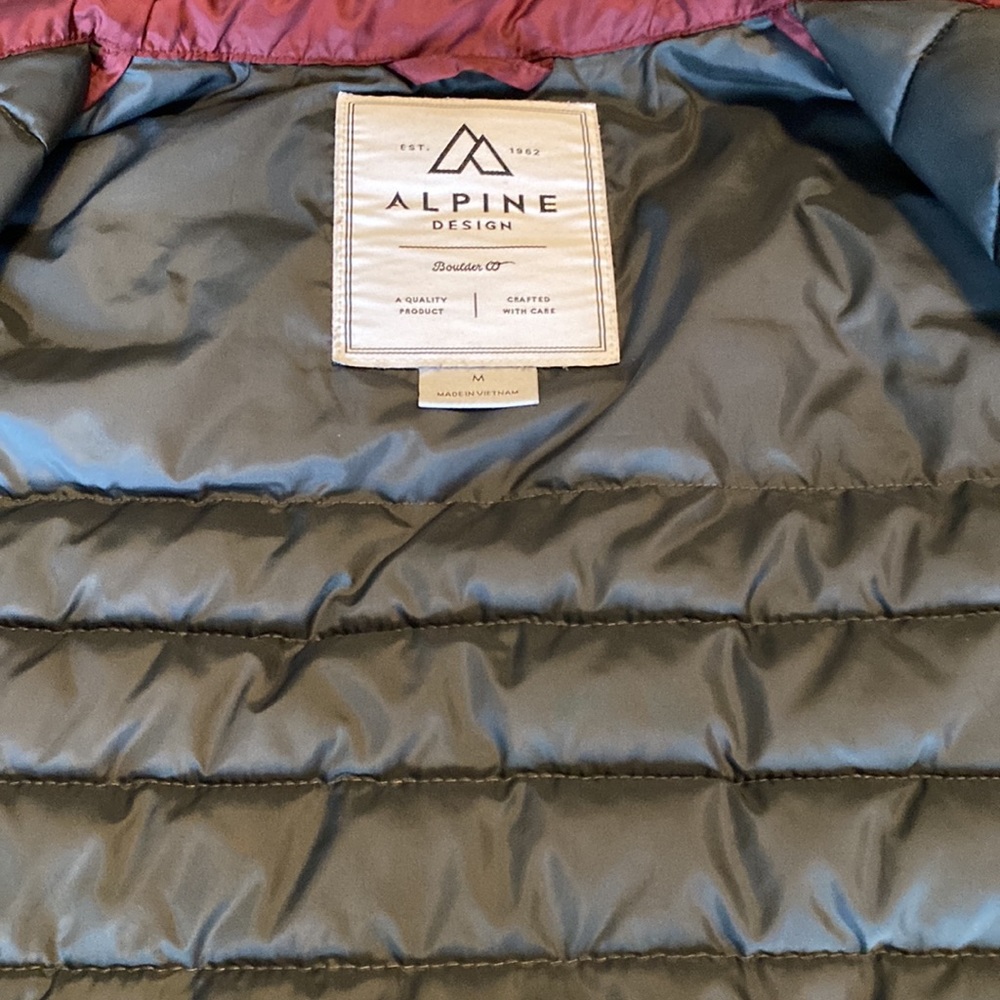 Alpine Design Women’s puff jacket sz M Burgandy - Picture 6 of 9